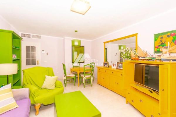 Piso en avenida Juan Carlos I