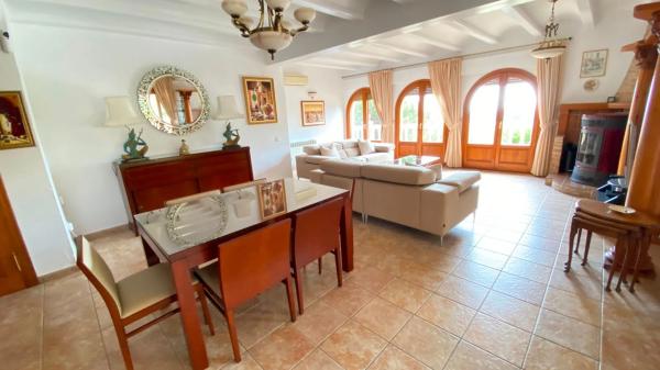 Casa independiente en Partida Colina del Sol, 24 a