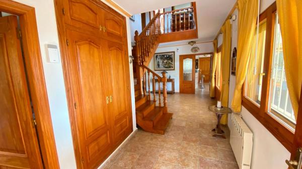 Casa independiente en Partida Colina del Sol, 24 a