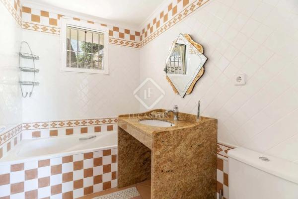 Casa independiente en Urbanització el Tosal