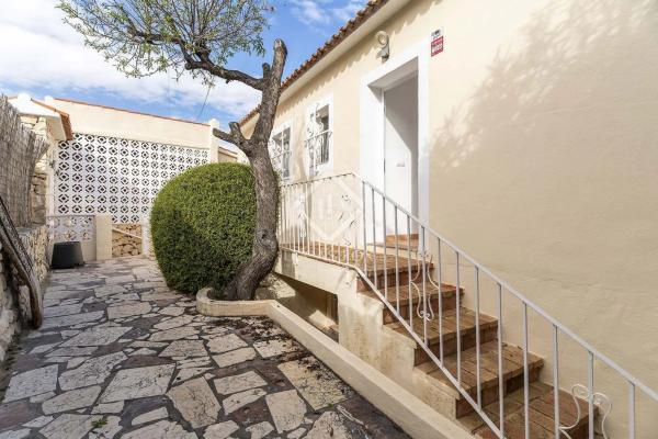 Casa independiente en Urbanització el Tosal