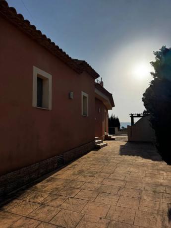 Casa independiente en Partida Carrió Park