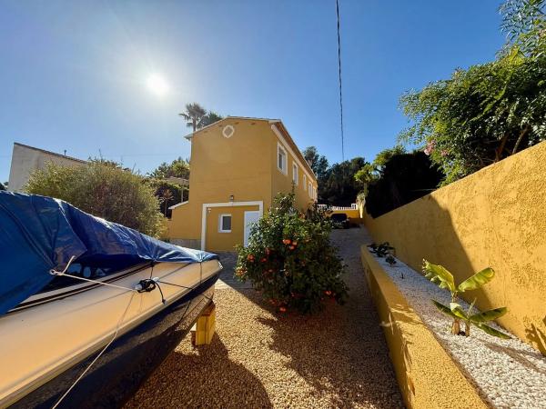 Casa independiente en Cometa III