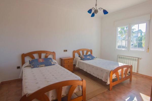 Casa independiente en Urbanización pinos