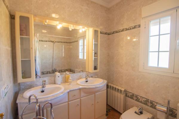 Casa independiente en Urbanización pinos