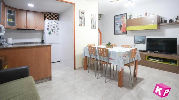 Casa independiente en calle Biar