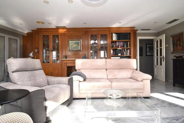 Piso en Playa Levante