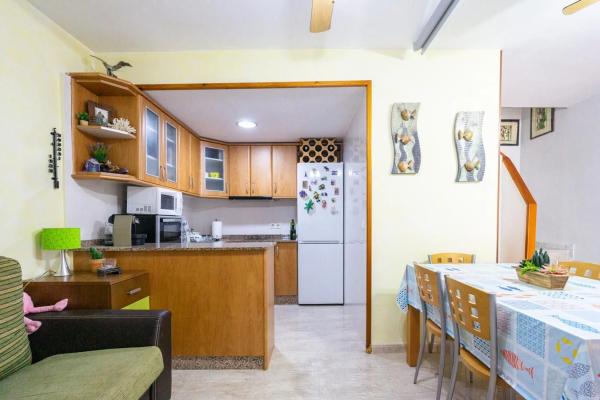 Casa independiente en calle Biar