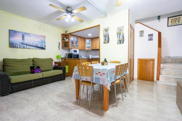 Casa independiente en calle Biar