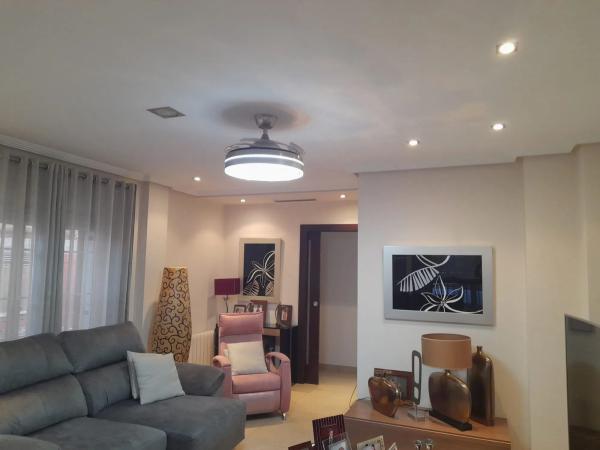 Chalet adosado en calle Tarragona, 2