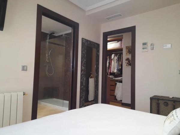 Chalet adosado en calle Tarragona, 2