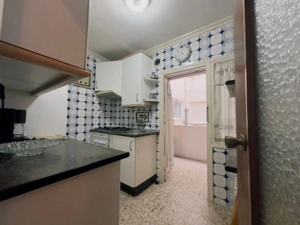 Piso en ronda Av, 43