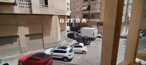 Estudio en calle Burgos