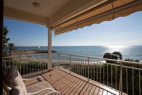 Piso en avenida Armada Española n 10