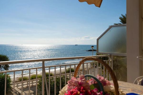 Piso en avenida Armada Española n 10