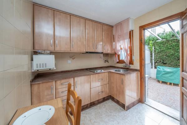 Chalet adosado en avenida Albacete