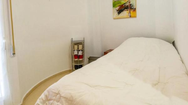 Casa independiente en calle Elda