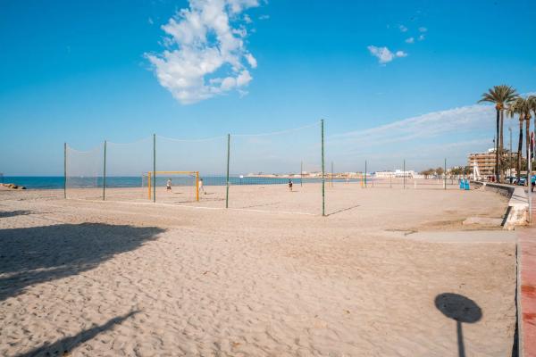 Chalet adosado en calle Ávila, 28