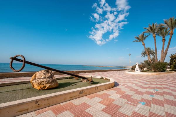 Chalet adosado en calle Ávila, 28