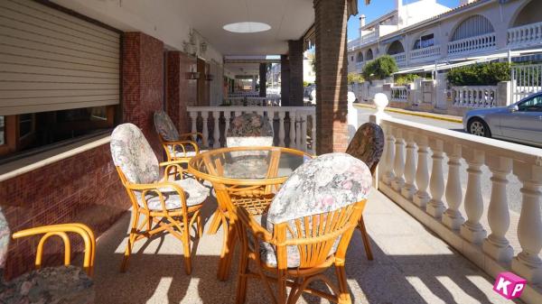 Casa independiente en calle Francisco Canto