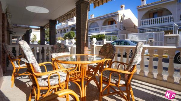 Casa independiente en calle Francisco Canto