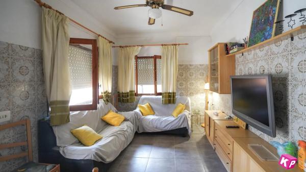 Casa independiente en calle Francisco Canto