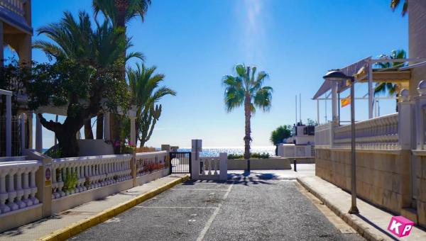 Casa independiente en calle Francisco Canto