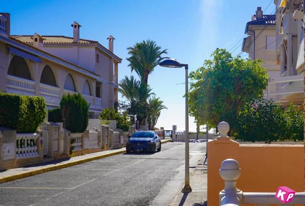 Casa independiente en calle Francisco Canto