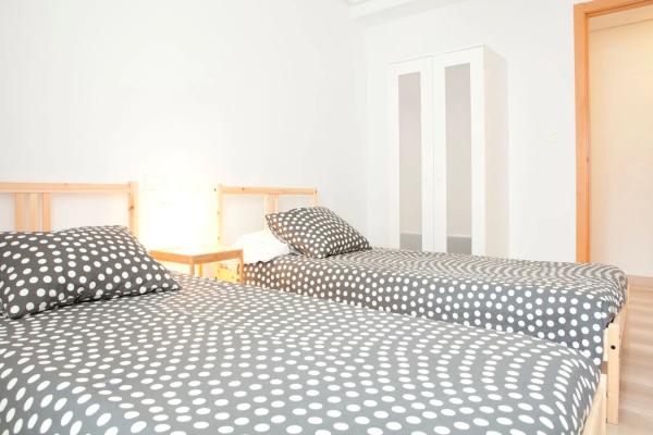 Piso en calle Cervantes, 1