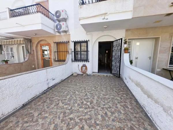 Chalet adosado en Av Albacete