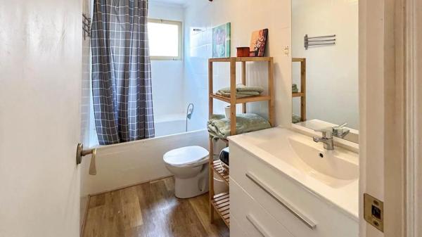 Piso en avenida Oscar Espla