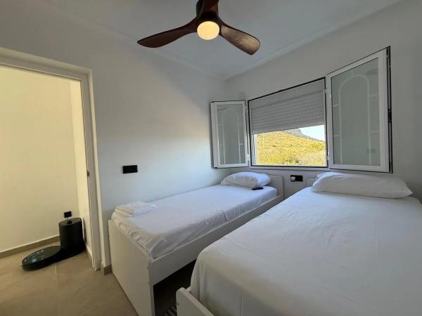 Chalet adosado en calle Roma