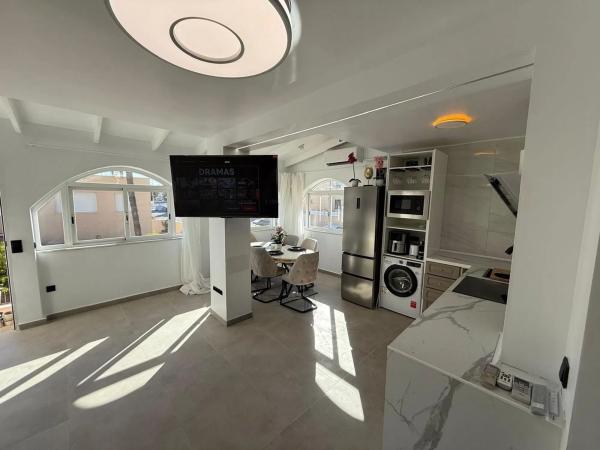 Chalet adosado en calle Roma