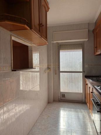 Piso en calle Almansa, 19