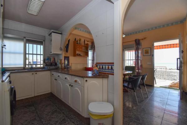 Casa independiente en avenida Dama de Elche