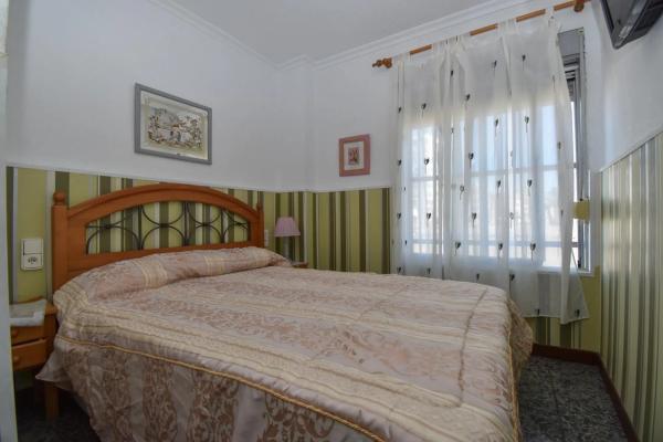 Casa independiente en avenida Dama de Elche