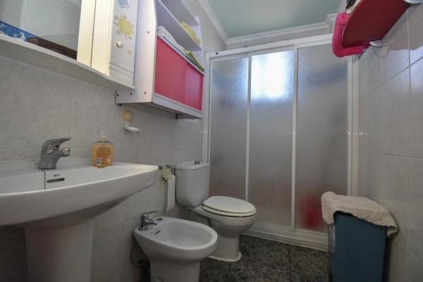 Casa independiente en avenida Dama de Elche