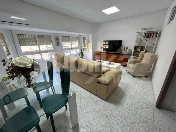 Dúplex en calle Poeta Miguel Hernández, 16