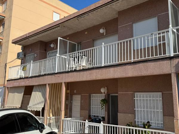 Piso en calle Elda, 59