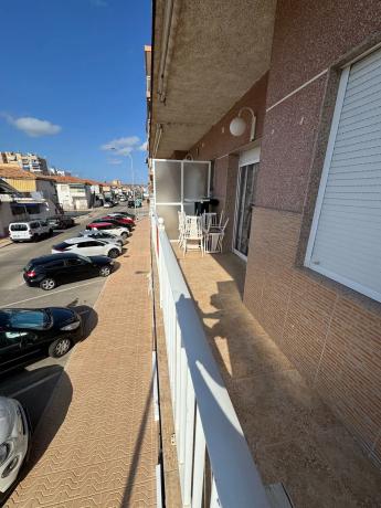 Piso en calle Elda, 59