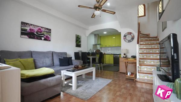 Casa independiente en calle Elda