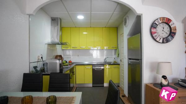 Casa independiente en calle Elda