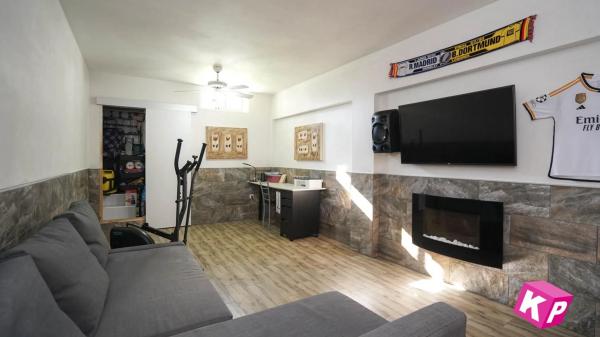 Casa independiente en calle Logroño