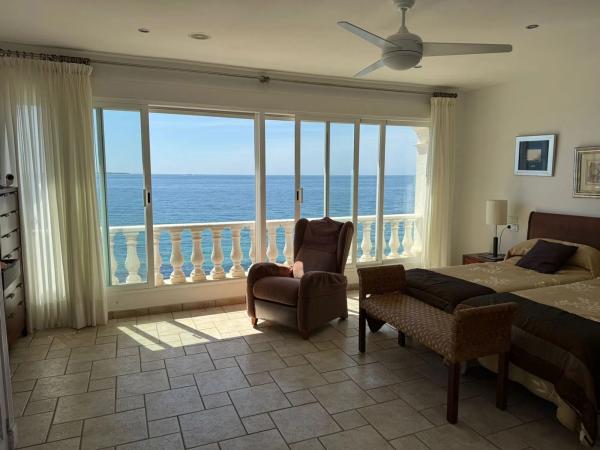 Chalet pareado en avenida de la Armada Española, 74