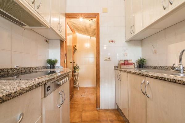 Chalet adosado en calle Cox, 10