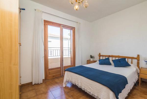 Chalet adosado en calle Cox, 10