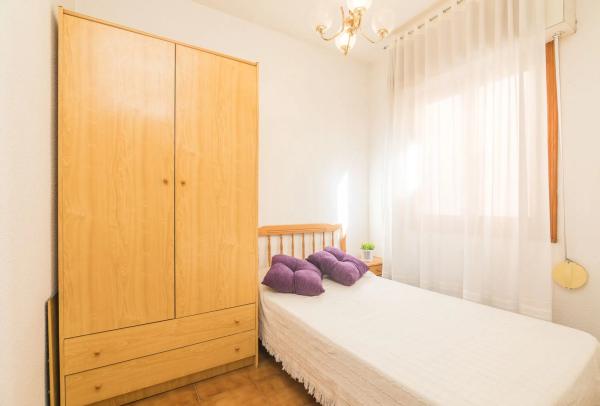 Chalet adosado en calle Cox, 10