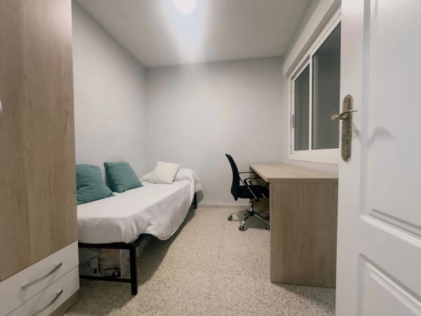 Piso en CL Yecla, 50