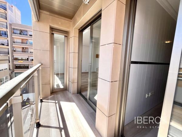 Piso en carretera Elche-Santa Pola