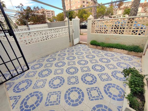 Chalet adosado en avenida Salamanca, 135